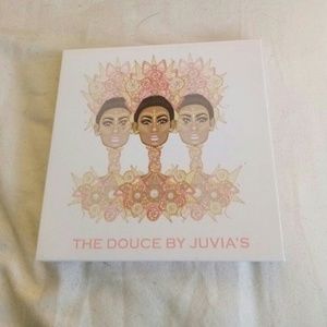 Juvia's Place Douce Eyeshadow Palette
